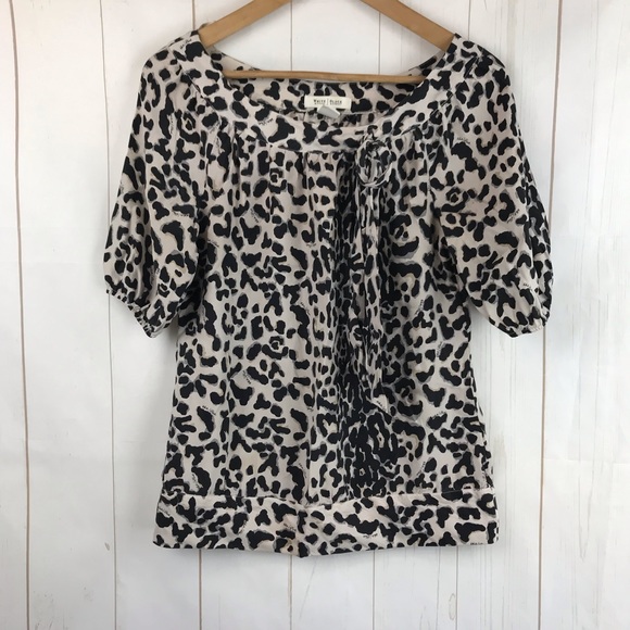 White House Black Market Tops - WHBM Silk Leopard Print Blouse Size XS